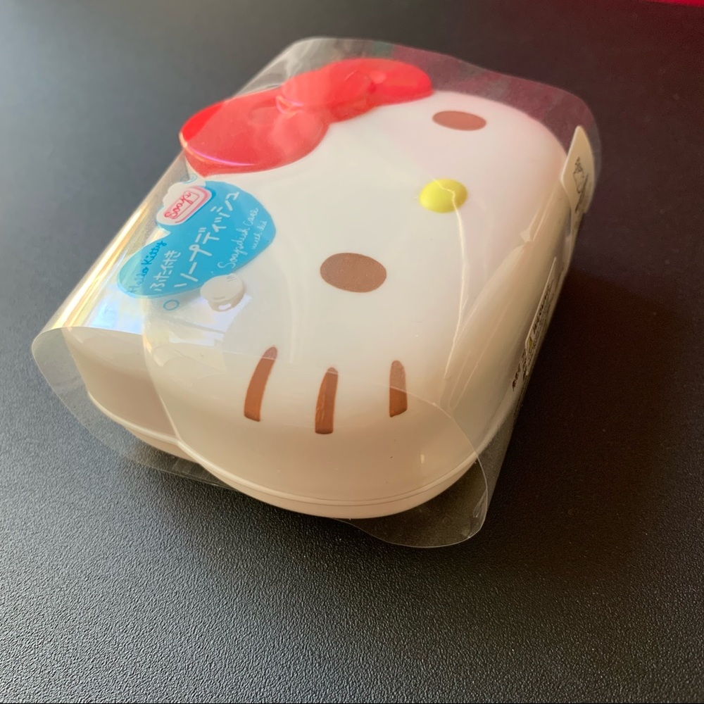 Hello Kitty Soap Container - Picture 3 of 4